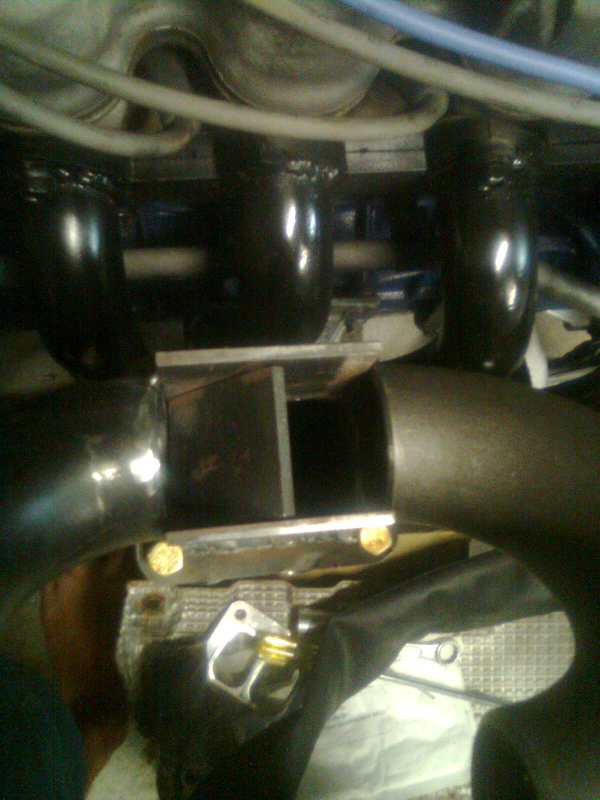 inside the spool valve