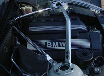 strut_brace_BMW_Z4.jpg