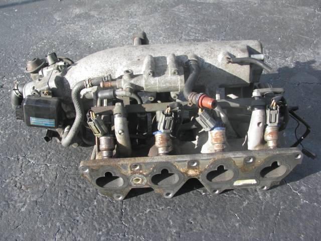 Mazda MX5 intake manifold NA 1.6l - with all the mazda bits attached