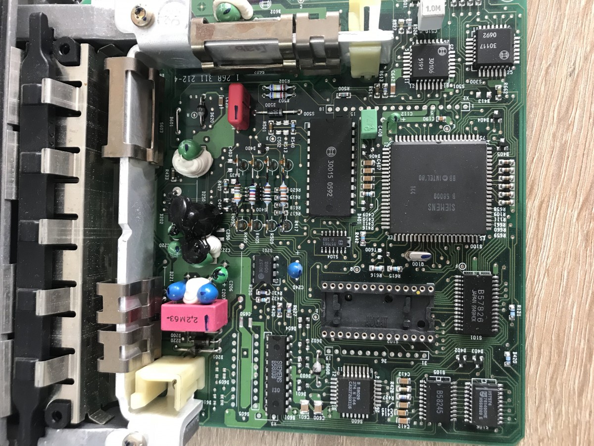 VR6 Ecu inside