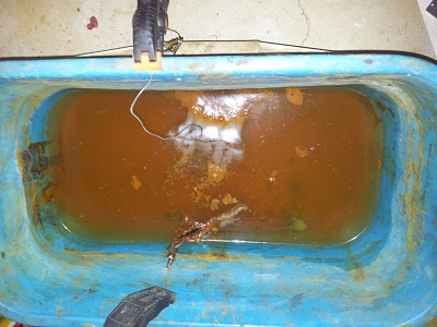 rustybath.jpg