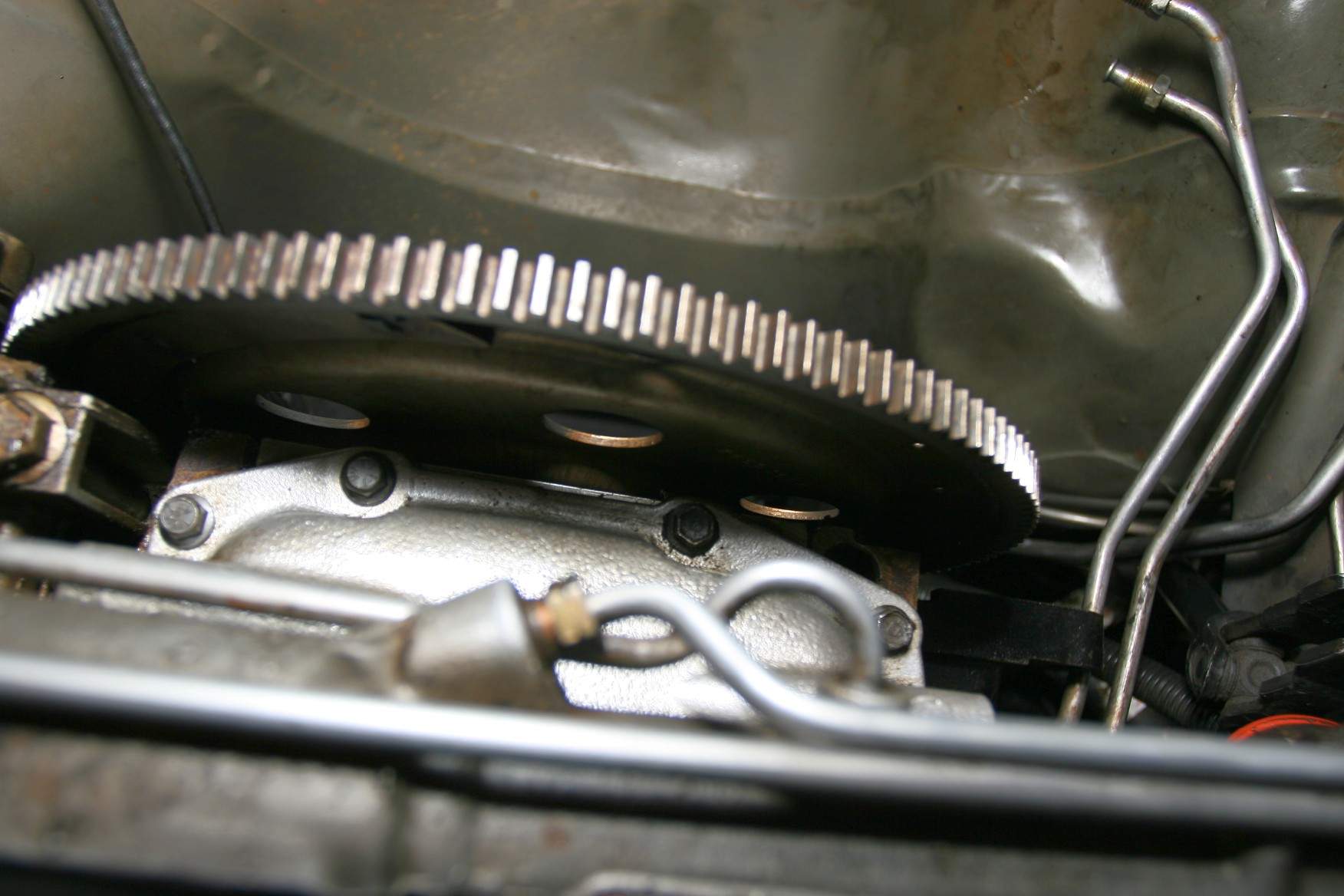 sumpnewbolts.jpg